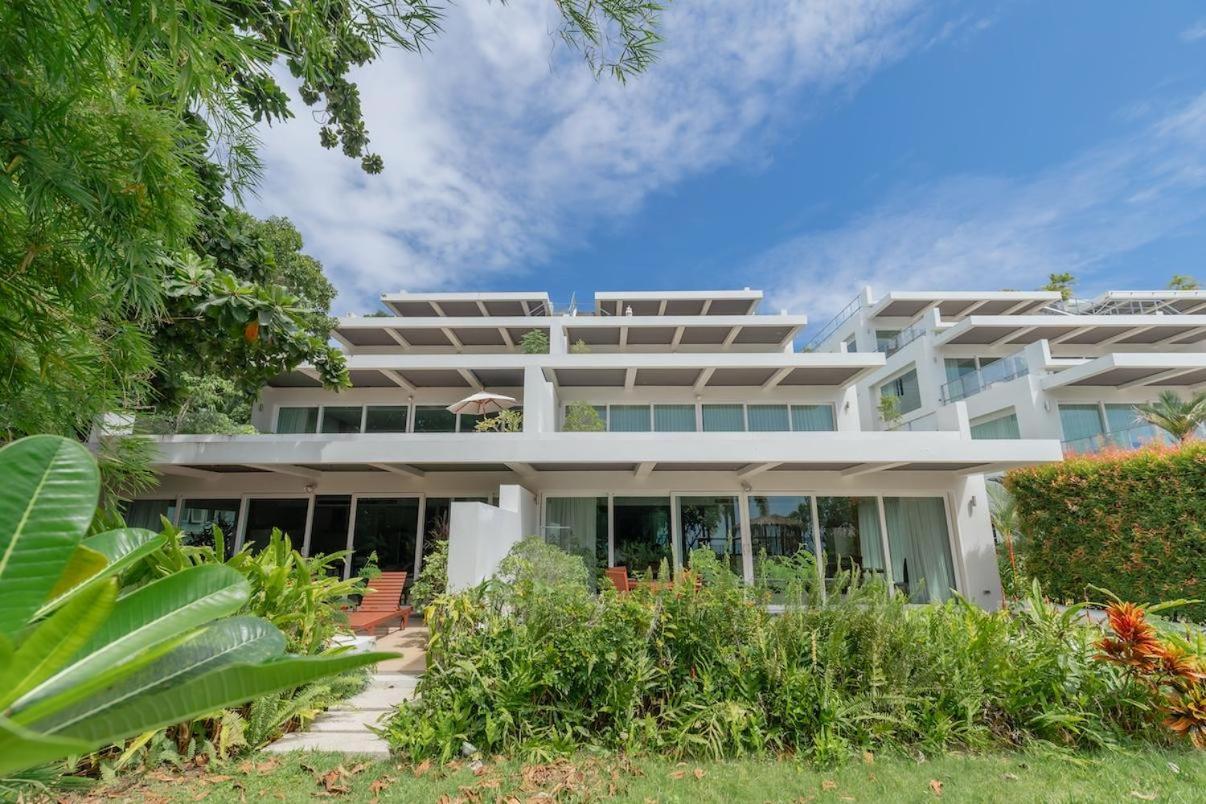 Poppy Beachfront Residence Rawai Habitación foto