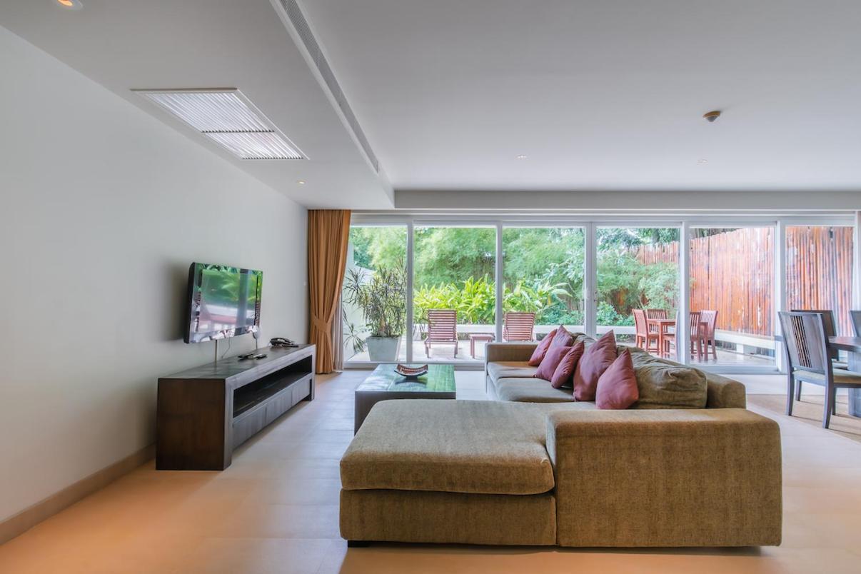Poppy Beachfront Residence Rawai Habitación foto