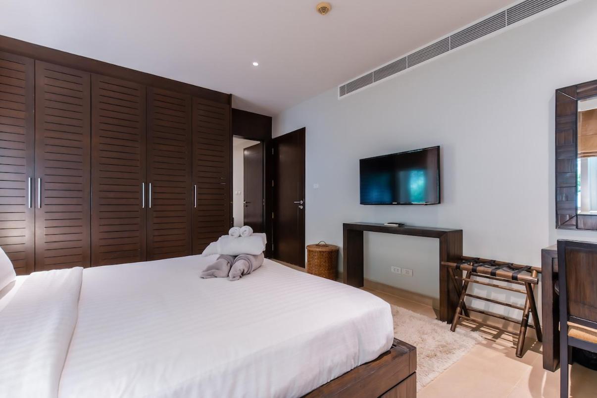 Poppy Beachfront Residence Rawai Habitación foto